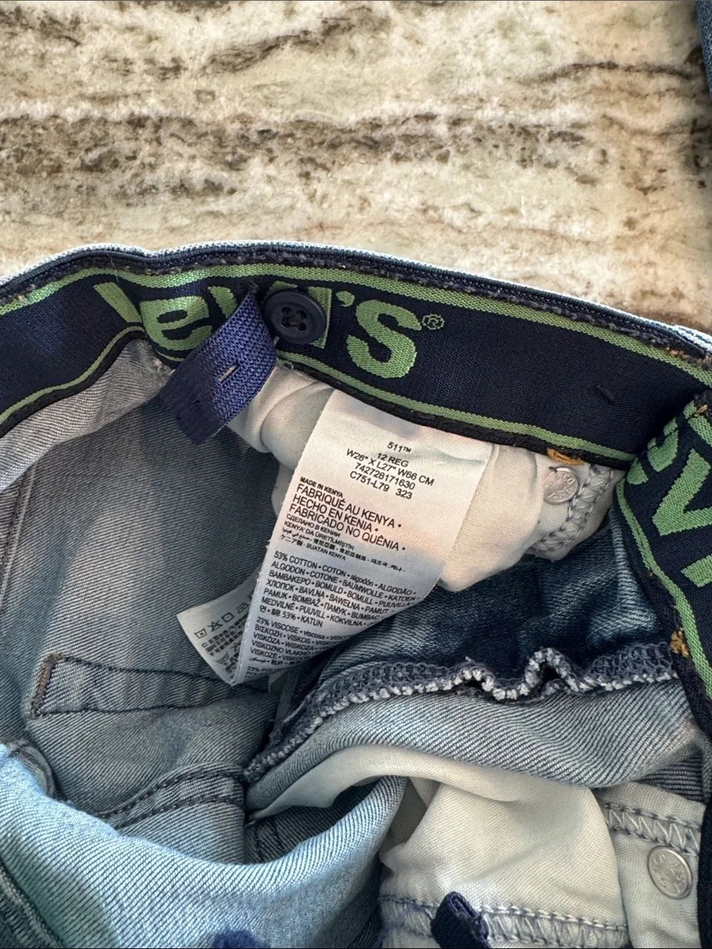 Lot of Youth Levi Jeans